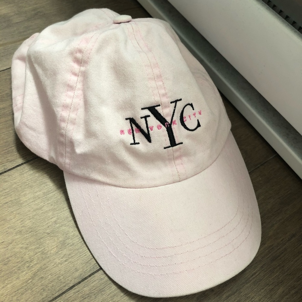 🎉RUBI/Pink New York City hat (OS)🎉